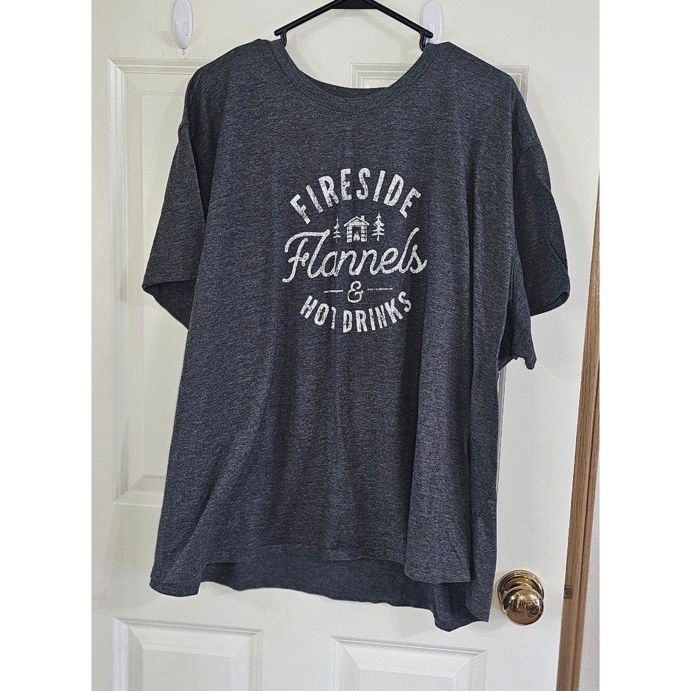 Fireside Flannels & Hot Drinks Graphic Tee Charcoal Gray Heathered T-Shirt L